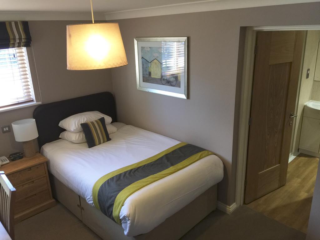Breckland Lodge Аттлборо Экстерьер фото